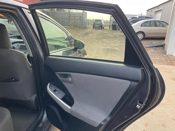 2015 toyota prius with 265746 miles for sale near elk-river, minnesota dddf592da5da433c8532dd99c6d9a9fe.jpg