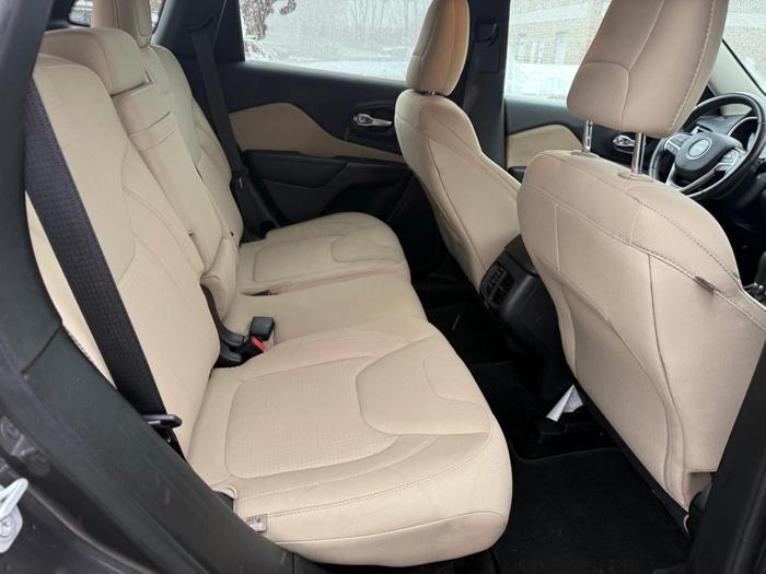 2015 jeep cherokee latitude with 100130 miles for sale near elk-river, minnesota de0e3651917b4a8f81d92e699d6dbd45.jpg
