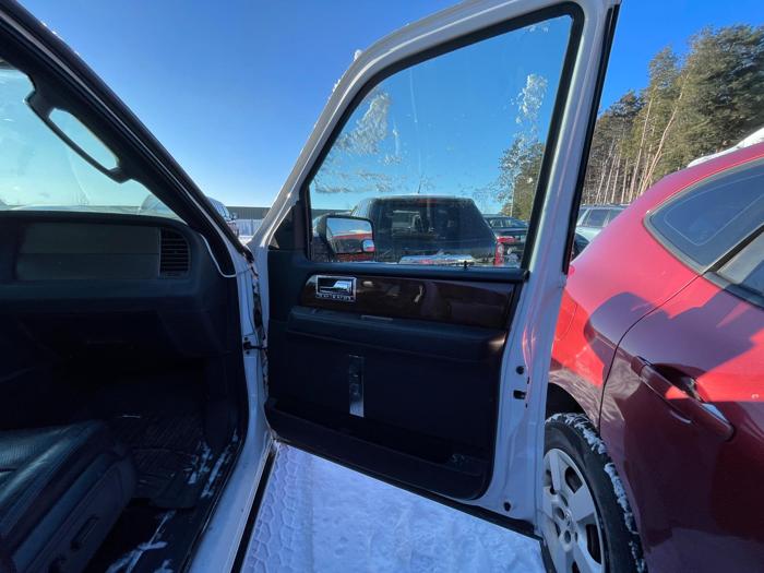 2011 lincoln navigator l with 218229 miles for sale near elk-river, minnesota de26e376dd58406191316ae45eda22b5.jpg