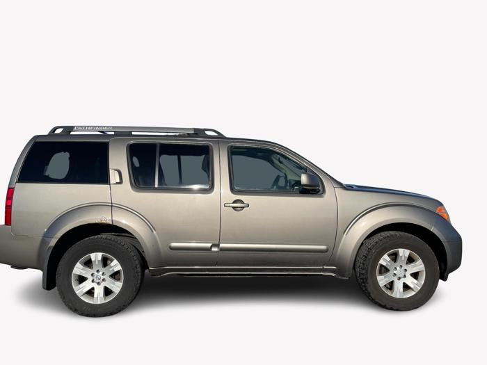 2005 nissan pathfinder xe with 258980 miles for sale near elk-river, minnesota de3a304ca6814495a09f577e55425003.jpg