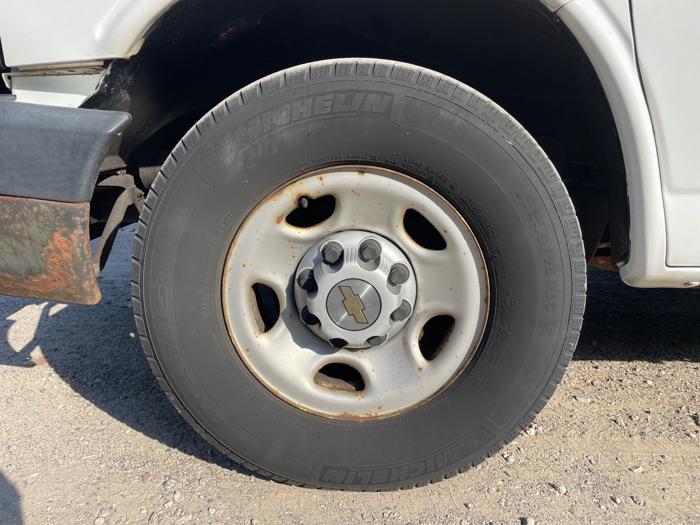 2004 chevrolet express 3500-cargo for sale near elk-river, minnesota de3f6101d5974bcb97abdcb66039922b.jpeg