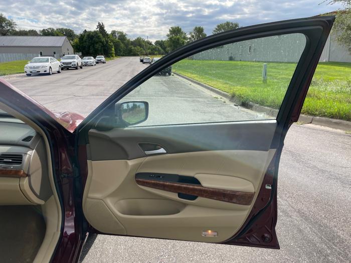 2009 honda accord ex-l-v-6-sedan-at with 78351 miles for sale near elk-river, minnesota de6650894b9a454b8beb7aa9002a3561.jpeg