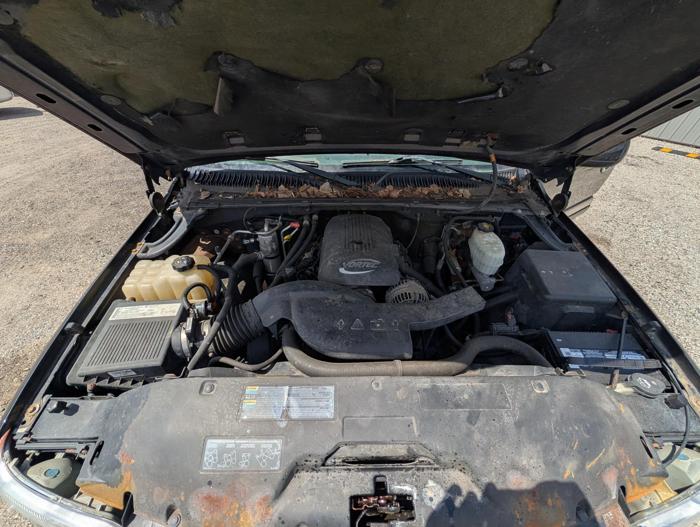 2005 gmc yukon-xl 1500-4wd with 171211 miles for sale near elk-river, minnesota de94a34ec3064d8283931296c49a79a2.jpg
