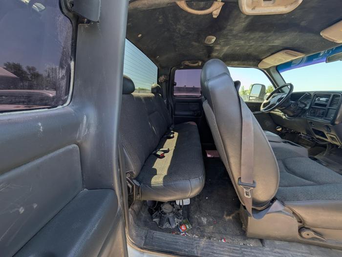 2003 chevrolet silverado-2500hd ext.-cab-short-bed-4wd with 265768 miles for sale near elk-river, minnesota ded1010d92f44749a9033f32e98114a6.jpg