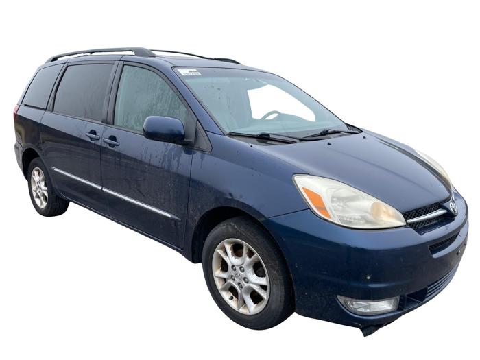 2005 toyota sienna xle-awd with 227174 miles for sale near elk-river, minnesota df16991f0bea4951a41f8c043ccf7aa4.jpg