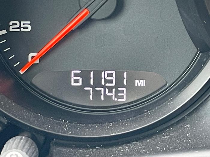 2015 porsche macan s with 61191 miles for sale near eden-prairie, minnesota df34bc8c250b4f65847843d8d70c4e8d.jpeg