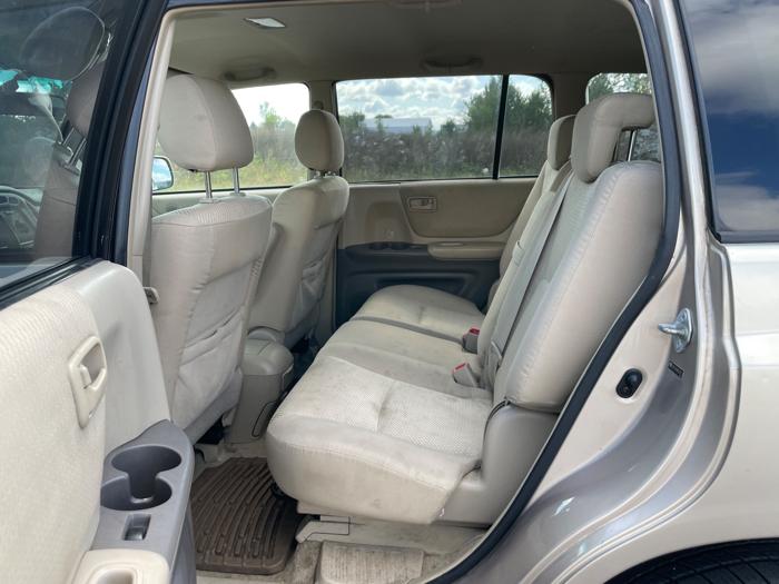 2005 toyota highlander limited-v6-4wd with 257291 miles for sale near elk-river, minnesota df6f49bbfafe4ed0a4017f667683ca8b.jpeg