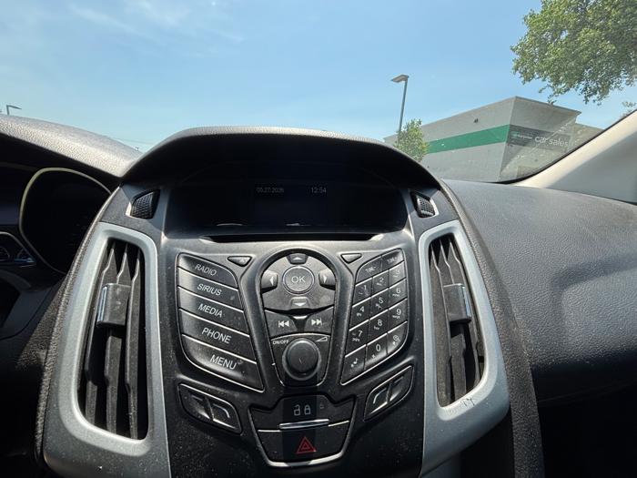 2014 ford focus se-sedan with 152315 miles for sale near savage, minnesota df71017de82f4980bb52aed091b91266.jpeg