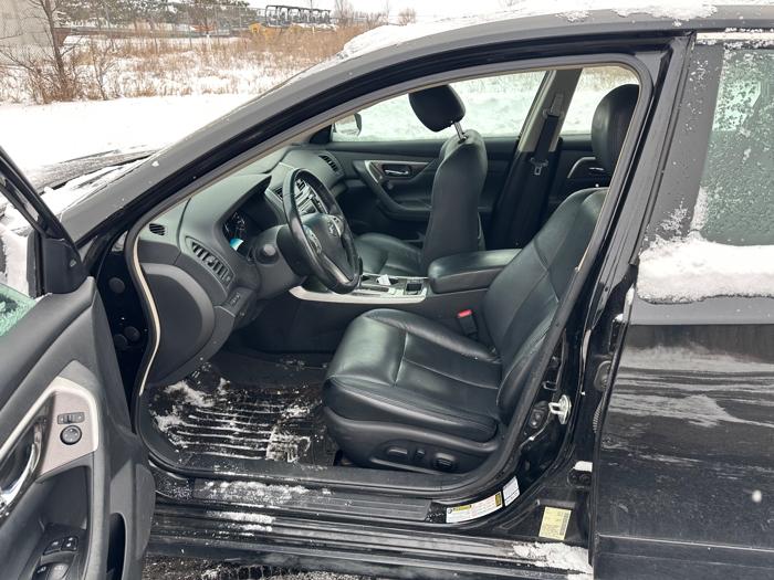 2013 nissan altima 2.5-s with 195598 miles for sale near elk-river, minnesota df7c2f9ca1cb42e1bd60cc2201f2b208.jpeg