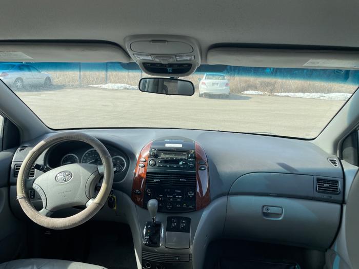 2004 toyota sienna xle-awd with 220628 miles for sale near shakopee, minnesota df8d77cf2a564fc6ad5bfba64c1c634d.jpeg