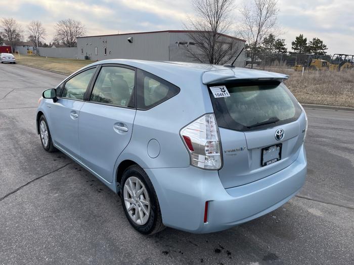2012 toyota prius-v two with 307540 miles for sale near elk-river, minnesota df8e2f1ea1924ae3ab874d0e1339810f.jpeg