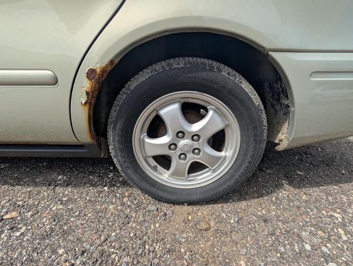 2005 ford taurus se with 78590 miles for sale near elk-river, minnesota df968f4809b24cd190ce3c07f5f8cb6d.jpg
