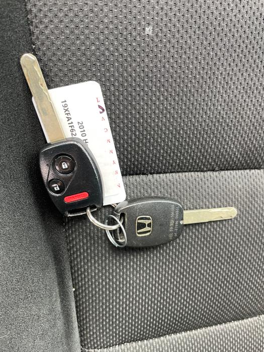 2010 honda civic lx-s-sedan-5-speed-at with 186732 miles for sale near elk-river, minnesota dfb43efec8a1454b83c046e7a35c52de.jpeg