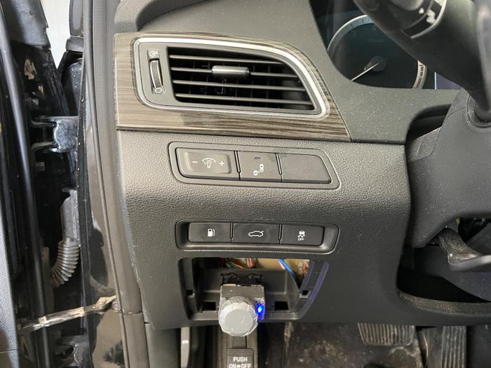 2015 hyundai sonata sport with 214808 miles for sale near elk-river, minnesota dfc399fbe14c4ce69e946b3e1de27344.jpeg