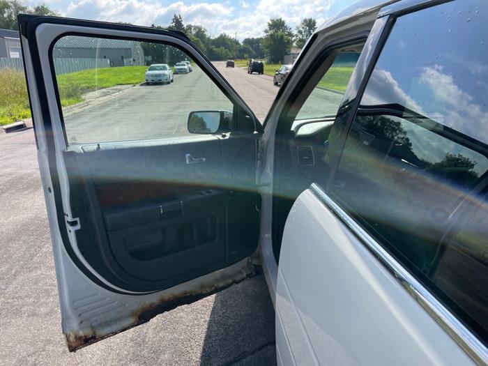 2009 ford flex limited-fwd with 196244 miles for sale near elk-river, minnesota dfd4f443dd1242c0b155f8eb2eee00ee.jpeg
