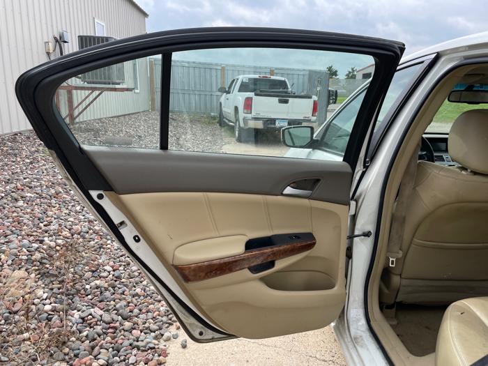 2008 honda accord ex-l-v-6-sedan-at with 291480 miles for sale near elk-river, minnesota dfd72f2503514447a8603f2aeec72d0c.jpeg