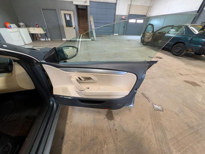 2009 volkswagen cc vr6-4motion with 219294 miles for sale near elk-river, minnesota e0153d355e1547bcbbbb979a91852daf.jpg