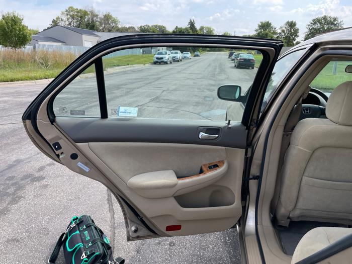2005 honda accord ex-sedan-at with 200397 miles for sale near elk-river, minnesota e022556c7da04b4998b0002dba927875.jpeg