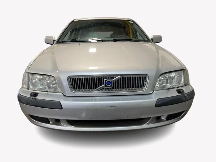 2001 volvo v40 with 184716 miles for sale near elk-river, minnesota e049f4fd9404466b80a3fdbc7699d552.jpg