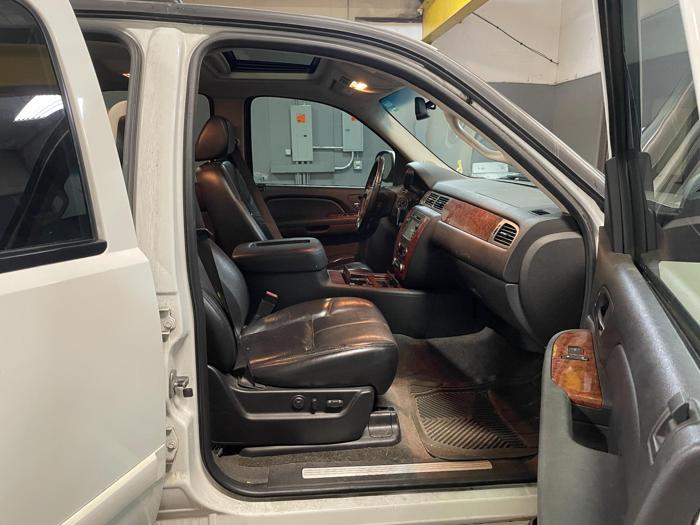 2007 chevrolet tahoe ls-4wd with 236154 miles for sale near elk-river, minnesota e05cb27c9b984a46ac79fbc094f0bcfe.jpg