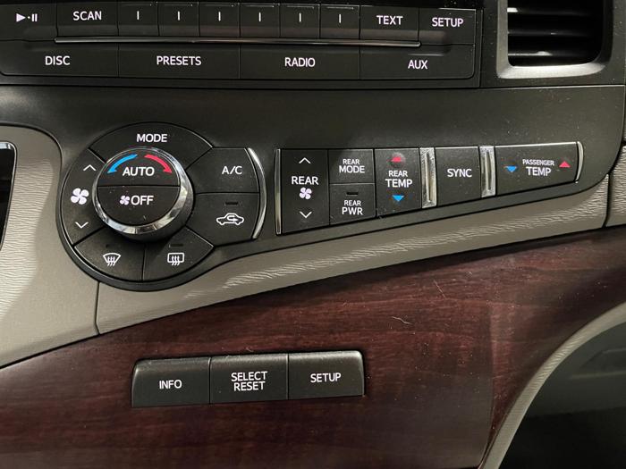 2011 toyota sienna with 212471 miles for sale near elk-river, minnesota e07fc1e24fbd407fbeb536703e0b8b8c.jpg