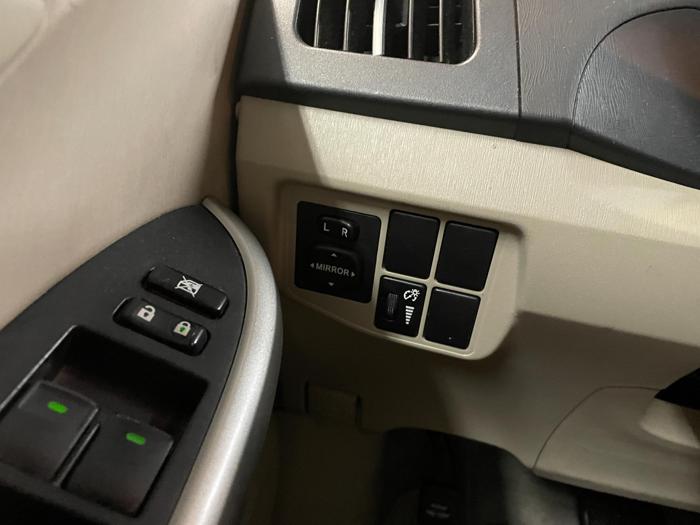 2011 toyota prius with 178222 miles for sale near elk-river, minnesota e09f95a078da427a98bbd10af5385732.jpg