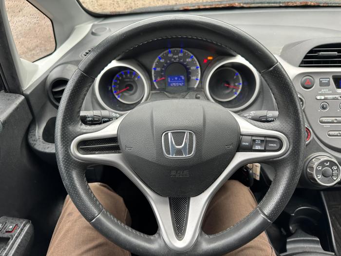 2009 honda fit sport-5-speed-mt with 126542 miles for sale near elk-river, minnesota e0c44566535b4f1dab02795152e998b8.jpg