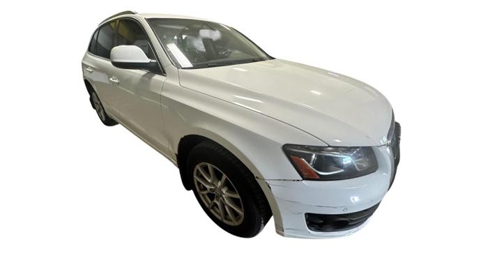 2010 audi q5 3.2-quattro-premium with 199988 miles for sale near elk-river, minnesota e0eb0e79e51b498883fc0b186ccf75fe.jpg