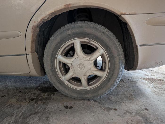 2004 buick regal ls with 238609 miles for sale near elk-river, minnesota e0fe5650585640dfbc9ac633f6780cb6.jpg