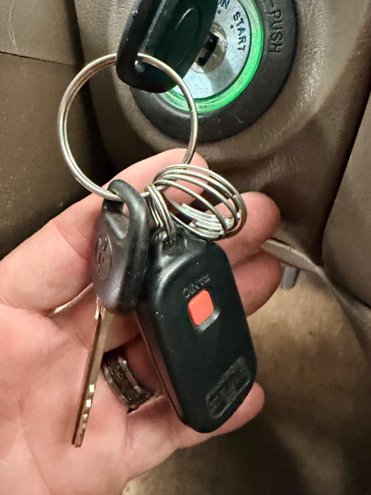 2000 toyota camry ce with 98678 miles for sale near elk-river, minnesota e106c122dde8465caccde6f594652bc9.jpeg