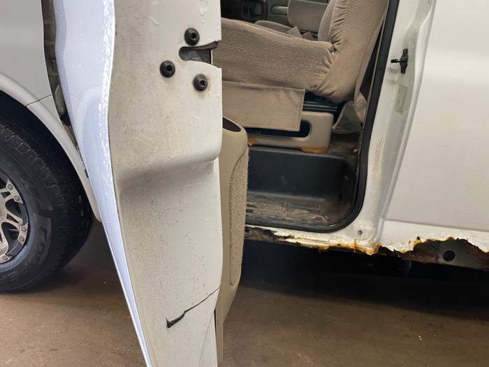 2002 chevrolet express 1500-cargo with 207977 miles for sale near elk-river, minnesota e112b9929d8340ac8f9c6ffa4f58e328.jpeg