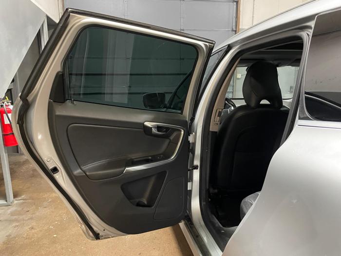 2014 volvo xc60 with 126652 miles for sale near elk-river, minnesota e11dc76513dc404181145a14bfa3c690.jpg