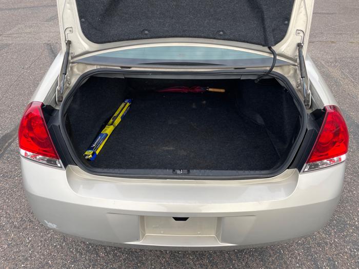 2011 chevrolet impala lt with 145652 miles for sale near north-branch, minnesota e1219f8f9c5046739a616e849ca55609.jpeg