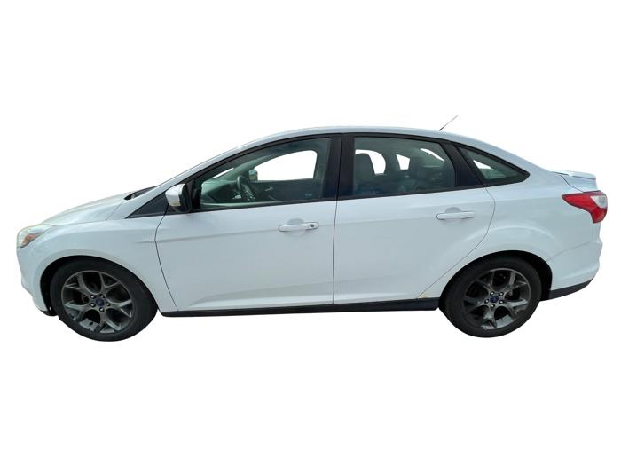2013 ford focus se-sedan with 167983 miles for sale near elk-river, minnesota e12682db75134df68865c491ab54eb2c.jpg