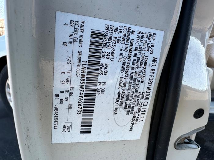 2004 lincoln town-car ultimate-l with 179159 miles for sale near elk-river, minnesota e154fdf82bd141aab99c59a74710bcbd.jpeg