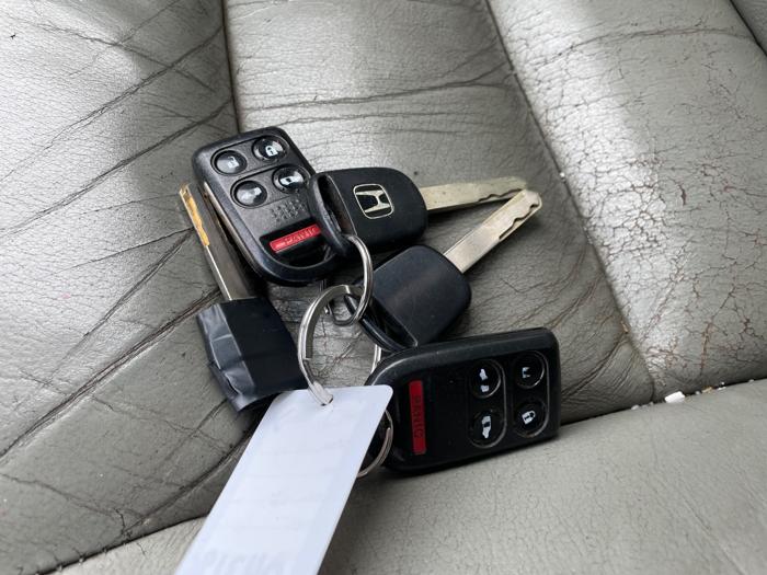 2006 honda odyssey exl with 285082 miles for sale near elk-river, minnesota e157974f81bc48f4ab1154aaa7912f4d.jpeg