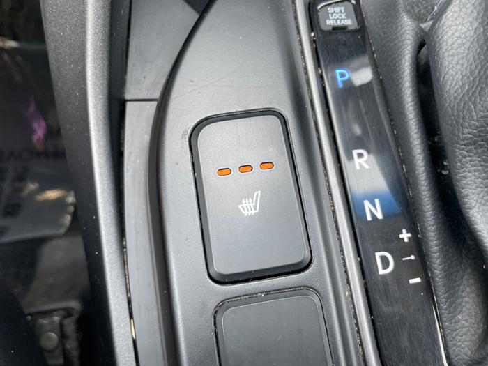 2013 hyundai santa-fe sport-2.4-awd with 178103 miles for sale near burnsville, minnesota e15997b622924043a8f2f6cffbbcb9ac.jpeg