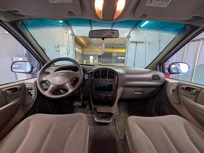 2002 chrysler town-&-country lx with 220729 miles for sale near elk-river, minnesota e169eb16c189420fb384c1464fcbc03a.jpg