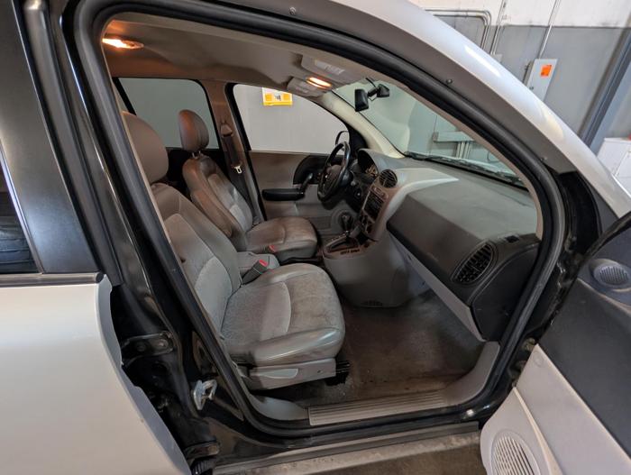 2004 saturn vue awd-v6 with 160072 miles for sale near elk-river, minnesota e16d7e1a16714f68878391609c8391f8.jpg