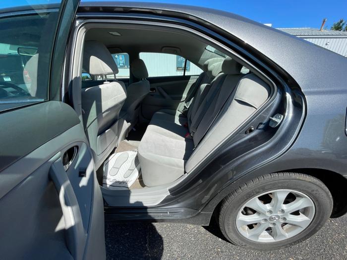 2011 toyota camry base-6-spd-at with 264570 miles for sale near shakopee, minnesota e177b462c2534ad4a87e5d40d323b700.jpeg