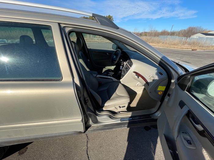 2005 volvo xc70 cross-country with 97523 miles for sale near elk-river, minnesota e17ecdcc69e24ed08431dfd0171ad19f.jpeg