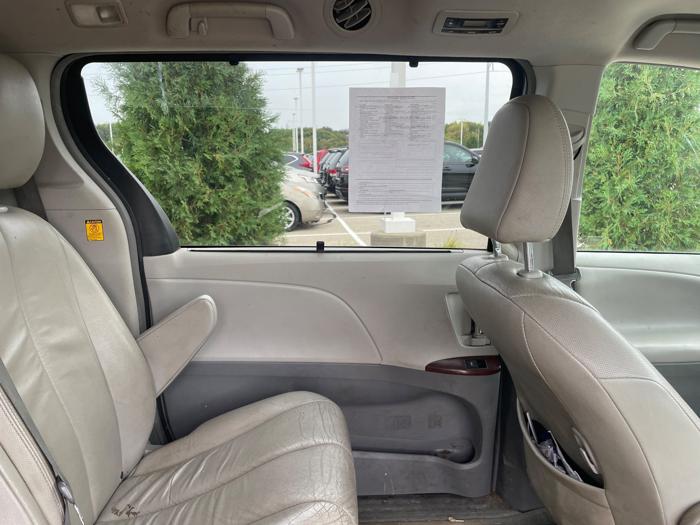 2012 toyota sienna limited-fwd-7-passsenger-v6 with 231545 miles for sale near rochester, minnesota e1809dee658647a2b4670afaee293561.jpeg