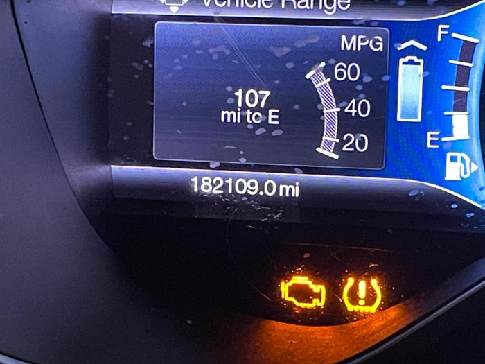 2013 ford c-max sel with 182109 miles for sale near elk-river, minnesota e1813d88a5da4dc8b2a240808a65aa18.jpg