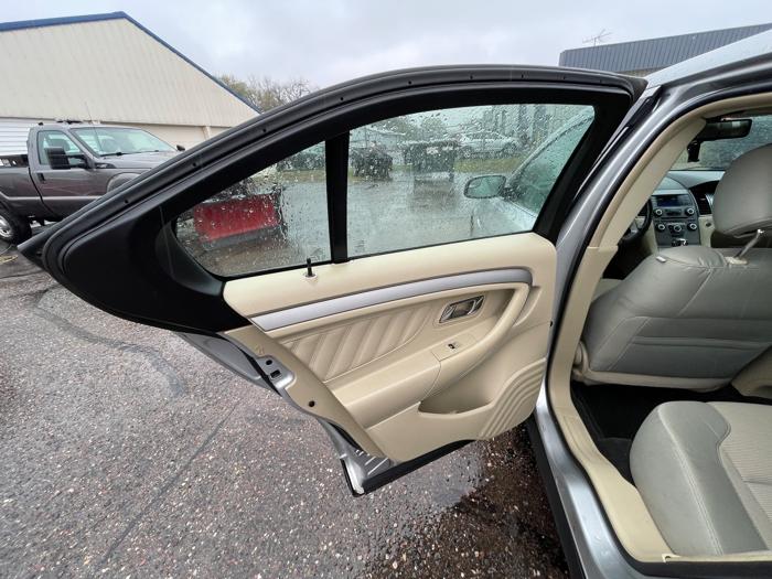 2014 ford taurus sel-awd with 140006 miles for sale near elk-river, minnesota e1be9b890c5546038da7e5609a77a0f3.jpeg