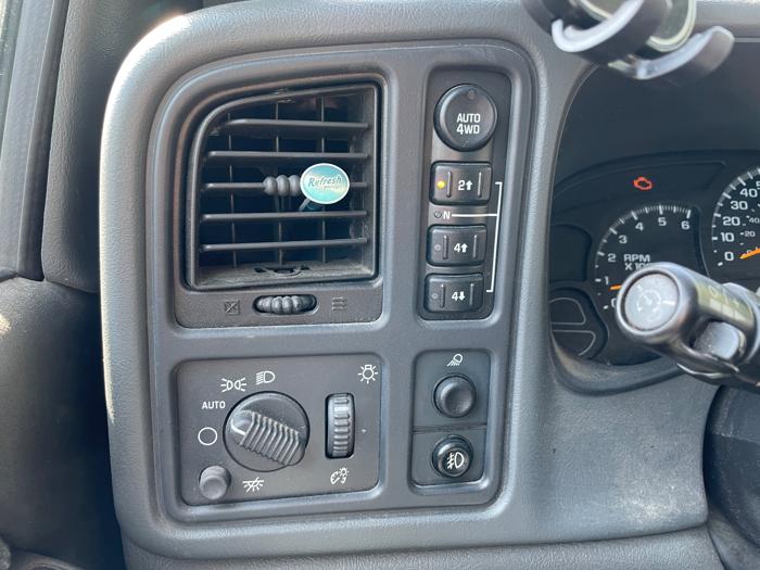 2004 chevrolet avalanche 1500-4wd with 252649 miles for sale near clearwater, minnesota e1bf5b377b634cd79f6b4f9fc9a43ffd.jpeg