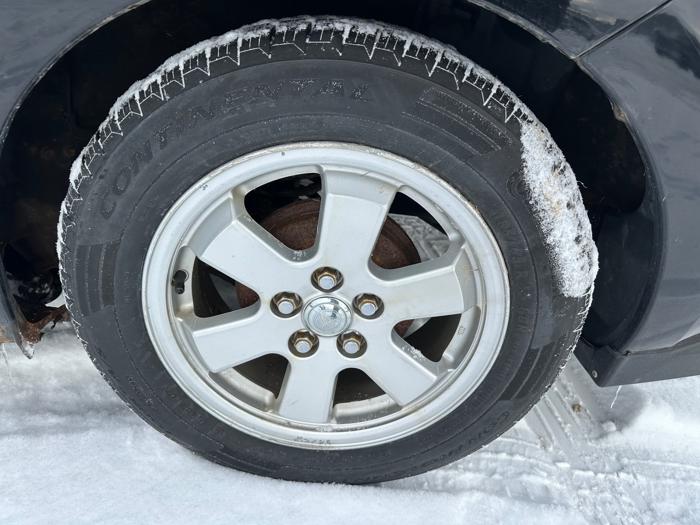 2005 toyota prius 4-door-liftback with 208940 miles for sale near elk-river, minnesota e1ce0813f63240b0b311f13114bd8340.jpeg