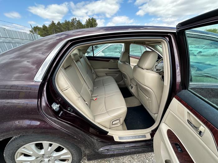 2011 toyota avalon base with 206085 miles for sale near elk-river, minnesota e1f057ecb15c47eab6da072816c61f0e.jpeg