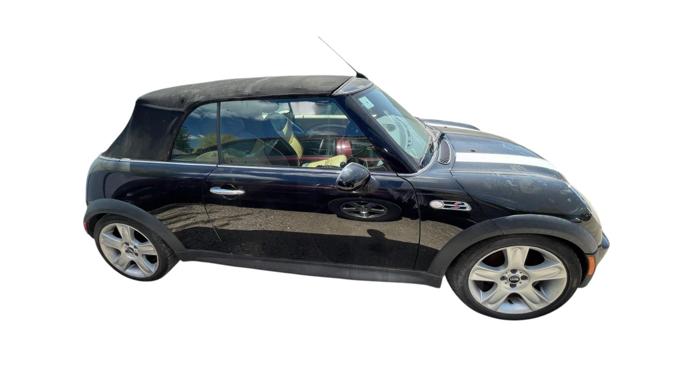 2005 mini cooper s-convertible with 127460 miles for sale near elk-river, minnesota e1fe37f6fe914ffcaebb0e174d5b3221.jpg