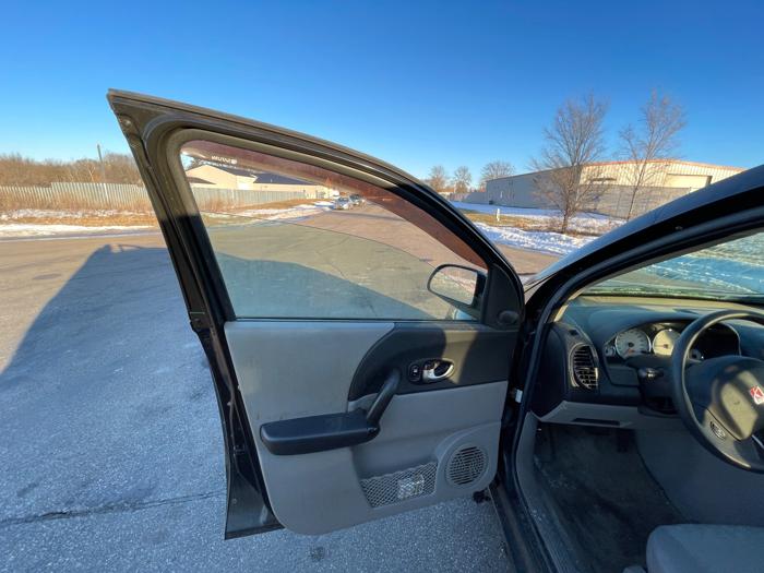 2004 saturn vue fwd with 65502 miles for sale near elk-river, minnesota e1ffa5212f2c471ca55aea3a6e087b1b.jpeg