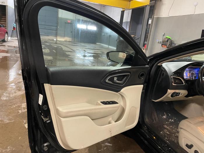 2015 chrysler 200 200c with 208747 miles for sale near elk-river, minnesota e20bc9db1c3643ac8e886f375fcb51f0.jpg